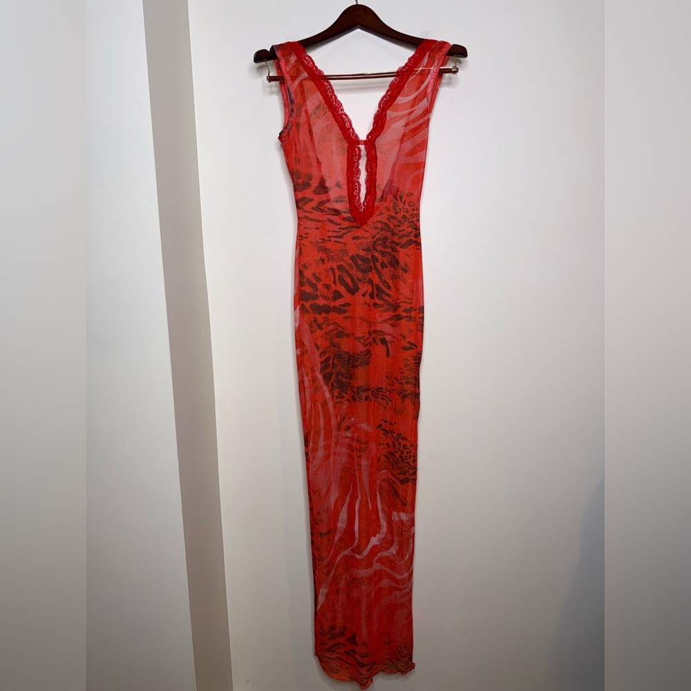 PrettyLittleThing Red Sheer Mesh Maxi Dress Cover Up - Picture 3 of 8